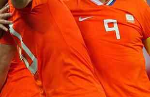 Roy Makaay (camisa 9) esteve com a Holanda em Pequim-2008 e foi eliminado pela Argentina nas quartas de final