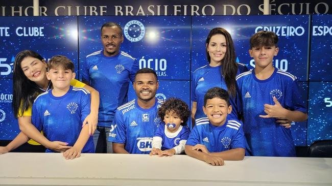Meia-atacante Niko, novo reforo do Cruzeiro para a temporada 2023. Jogador vindo por emprstimo do So Paulo declarou ser torcedor do clube celeste desde a infncia