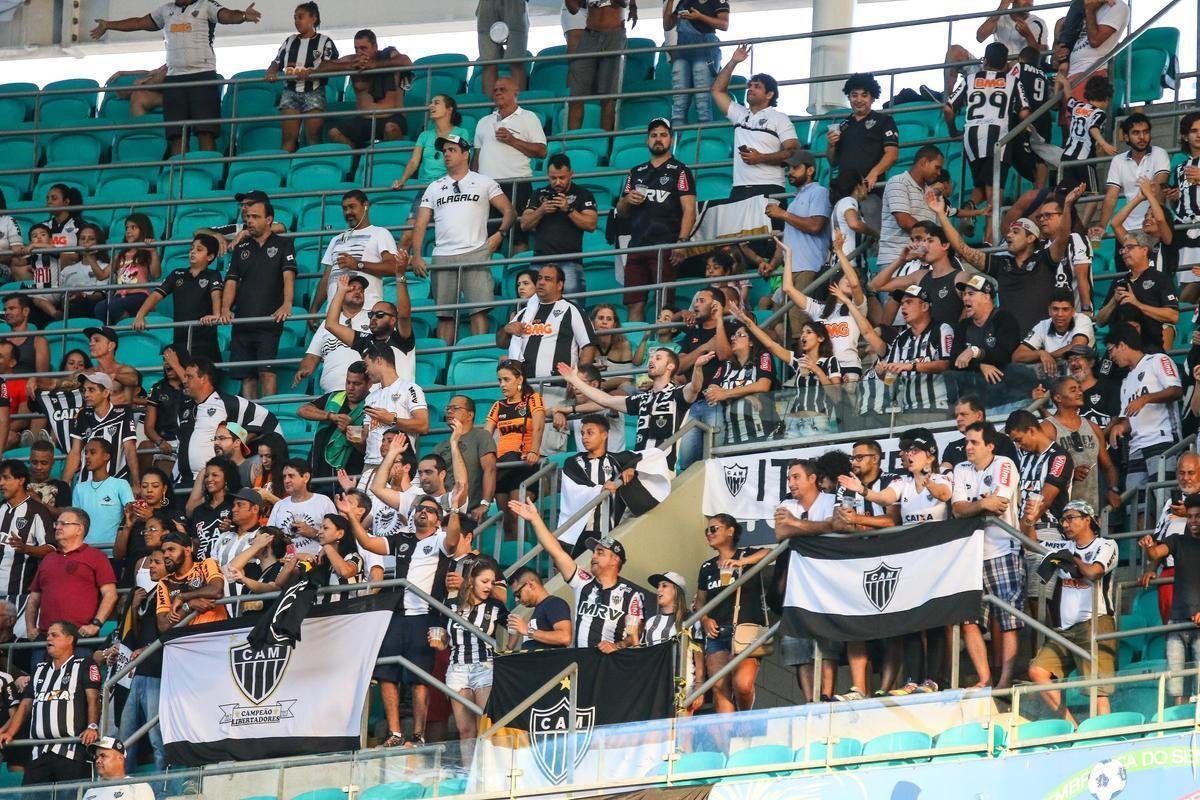 Bahia e Atltico travaram bom duelo que terminou empatado por 2 a 2 na Arena Fonte Nova