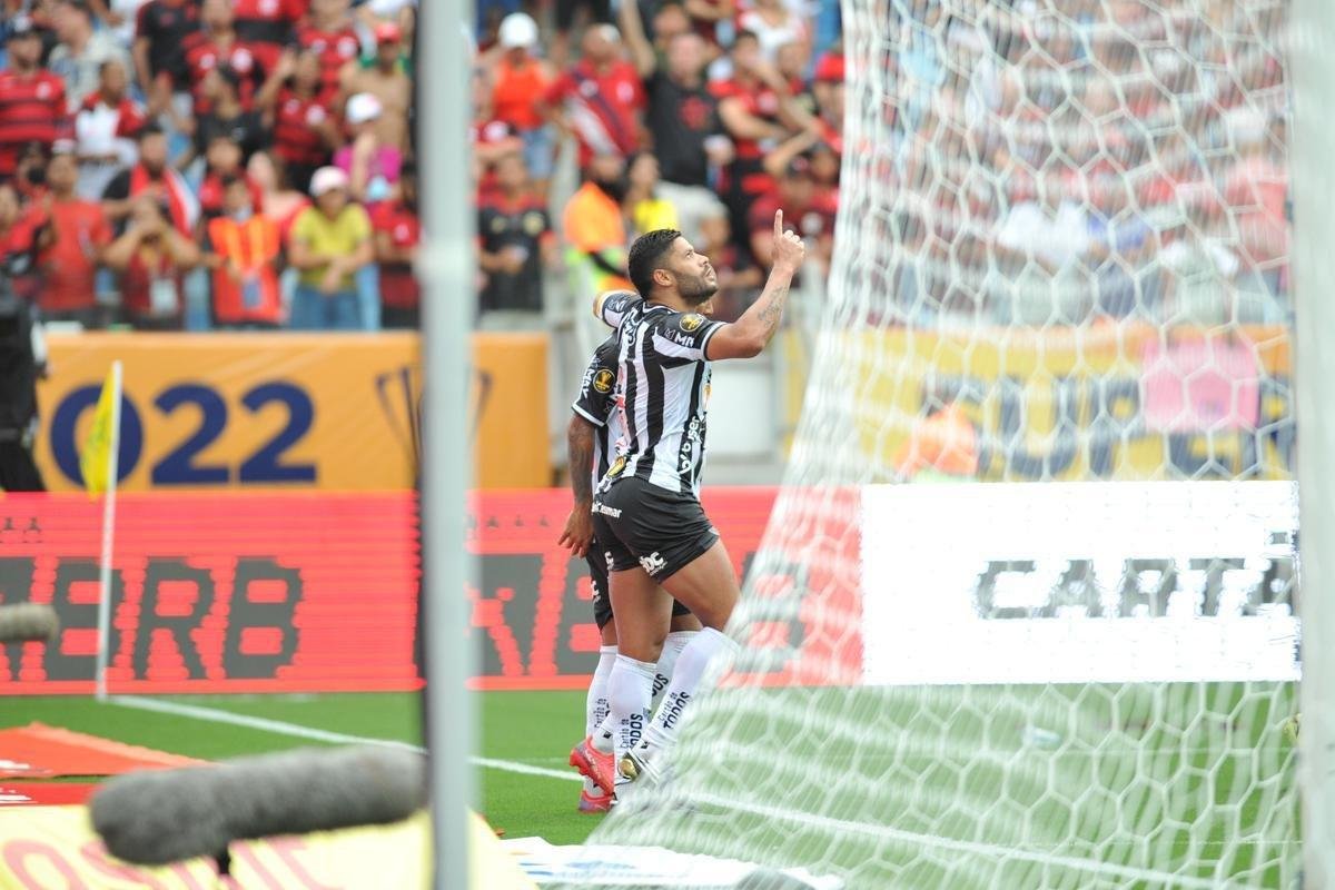 Fotos do empate por 2 a 2 entre Atltico e Flamengo na final da Supercopa do Brasil, na Arena Pantanal, em Cuiab