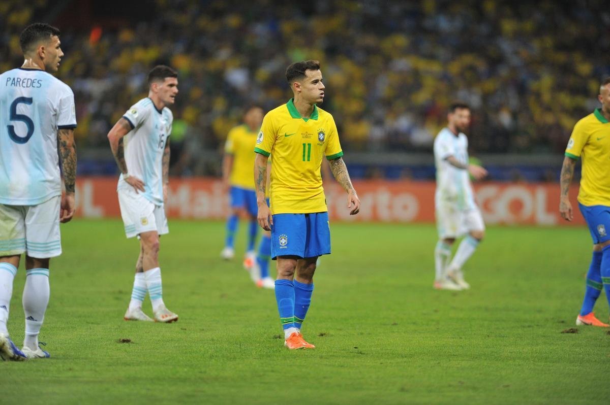 Fotos da vitria do Brasil sobre a Argentina, por 2 a 0, no Mineiro, pela semifinal da Copa Amrica; Gabriel Jesus e Firmino marcaram os gols da seleo em BH