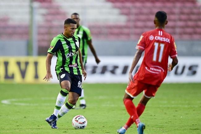 O Amrica recebeu o Tombense neste sbado (19), em jogo vlido pela 11 rodada do Campeonato Mineiro. Sem pblico, a partida foi realizada no Estdio Independncia, em Belo Horizonte.