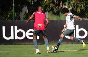 Fotos do ltimo treino comandado por Thiago Larghi no Atltico