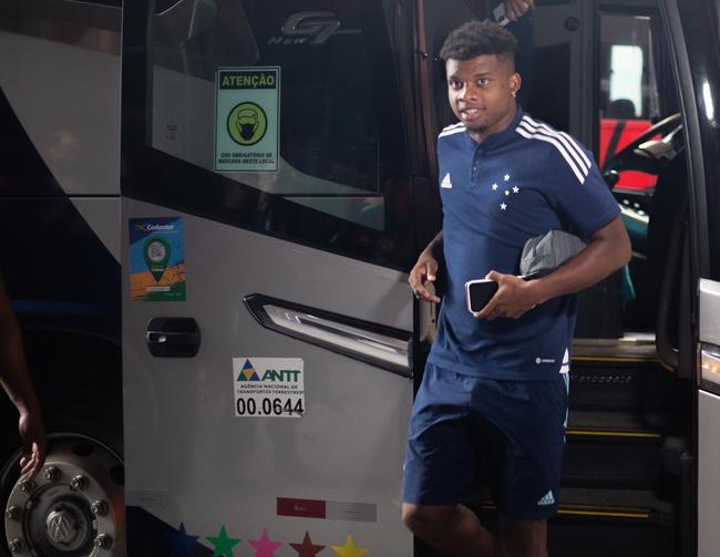 Cruzeiro foi batido pelo Sport por 3 a 1 na Ilha do Retiro pela Série B