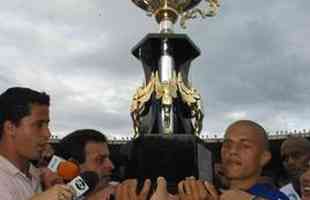 Imagens da campanha vitoriosa no Campeonato Mineiro de 2003