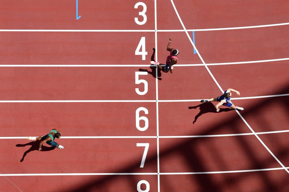 Alisson dos Santos conquistou bronze nos 400m com barreira em Tquio; veja a festa do Piu, o Malvado