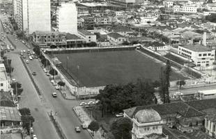 Vista area do estdio do Cruzeiro, em 1973. Nessa poca, o clube celeste j jogava no Mineiro.