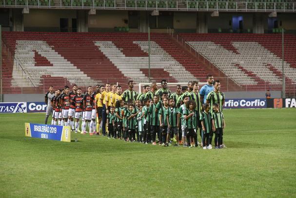 América e Oeste duelaram na noite desta terça-feira, no Independência, em jogo válido pela 11ª rodada da Série B do Campeonato Brasileiro