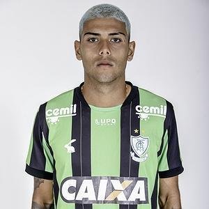 Lo - 19 anos - 4 jogos (2 como titular e 2 como reserva)