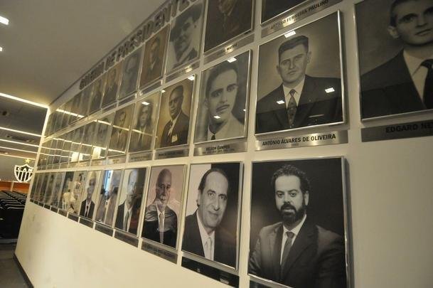 Srgio Sette Cmara recebeu 266 votos, contra 41 de Fabiano Ferreira, da oposio