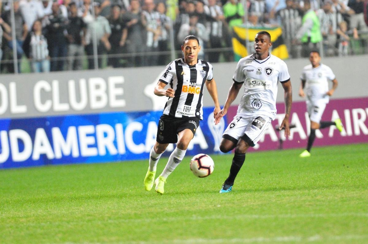 Fotos do primeiro tempo do duelo entre Atltico e Botafogo, no Independncia, pela Sul-Americana