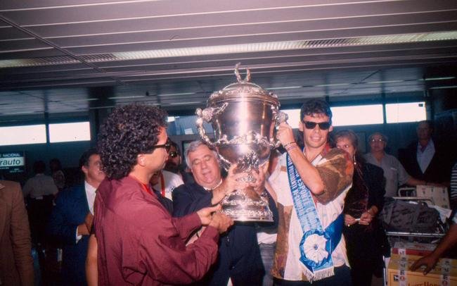 Em 1992, o Cruzeiro conquistou o bi da Supercopa da Libertadores, desta vez sobre o Racing da Argentina. Foi o terceiro ttulo internacional da histria celeste.