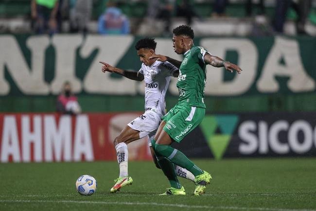 Chapecoense x Atl�tico: veja fotos do jogo pelo Brasileir�o