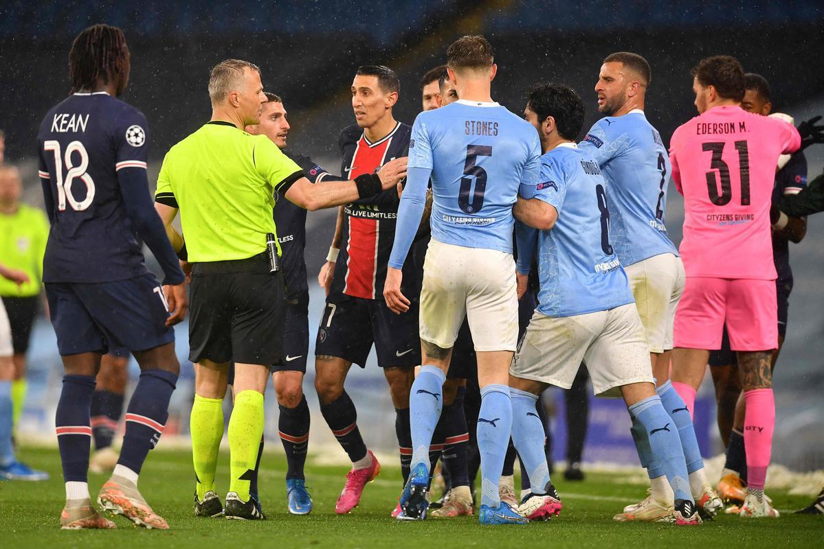 O Manchester City venceu o PSG, pela semifinal da Liga dos Campeões nesta terça-feira (4), no Etihad Stadium, em Manchester, na Inglaterra. Com o resultado, o clube inglês alcançou pela primeira vez a final da competição.