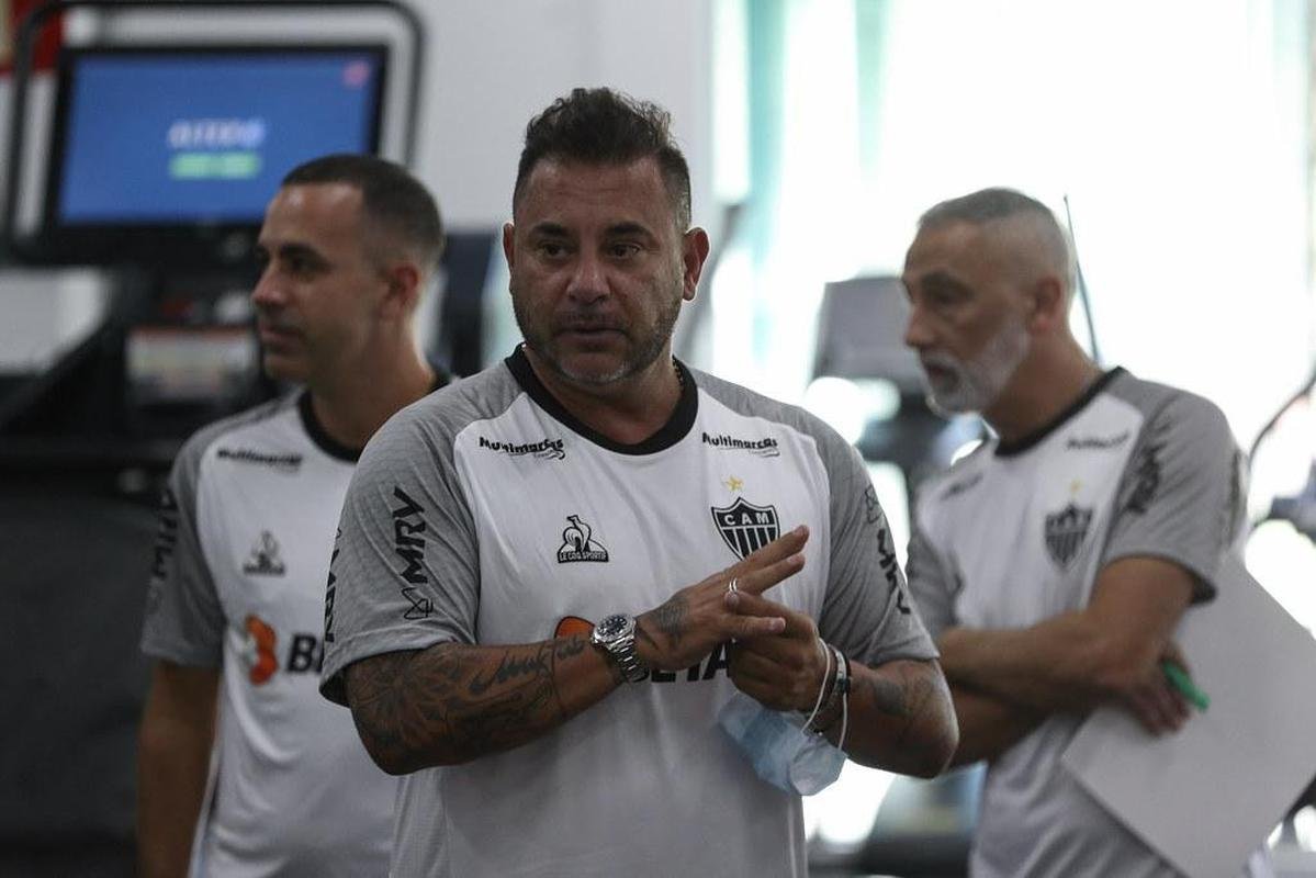 O primeiro dia da pr-temporada do Atltico