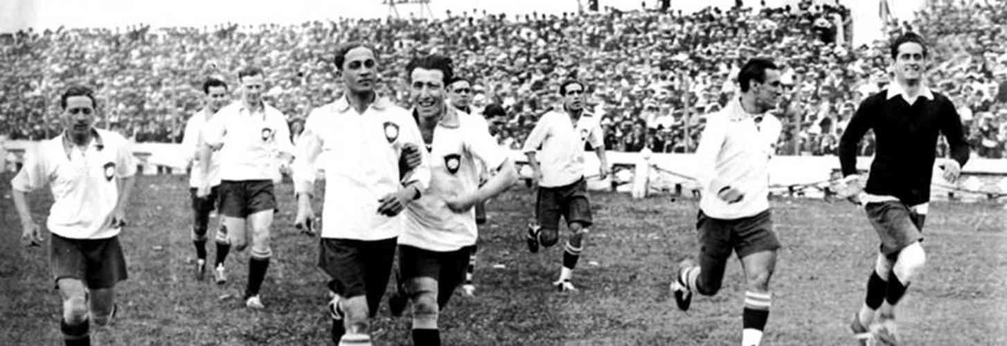 1934 - Na segunda Copa do Mundo, Seleo Brasileira manteve o padro de 1930