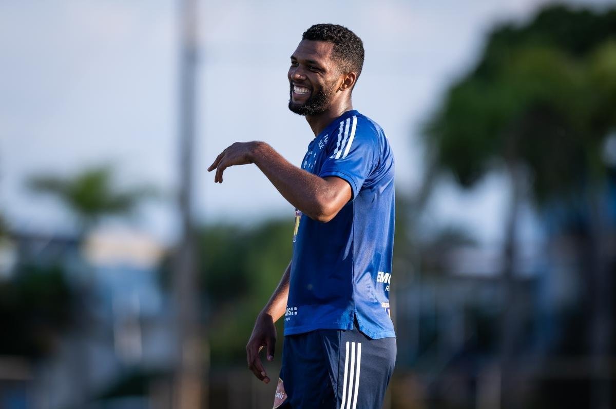 Imagens do treino do Cruzeiro desta segunda-feira na Toca da Raposa II