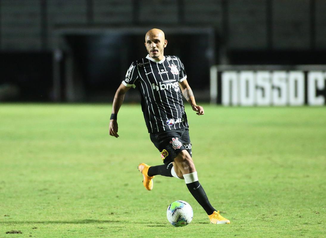 Fábio Santos - O lateral-esquerdo tinha contrato com o Atlético até o fim do ano. Sem espaço, chegou a um acordo para rescindir o vínculo e voltar ao Corinthians. Foram quatro jogos e um gol marcado até o momento.