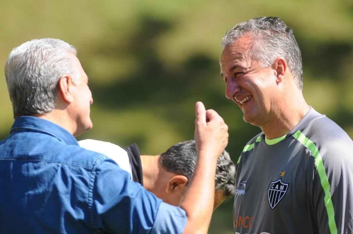 26/05/2011. O diretor de futebol do Atltico, Eduardo Maluf, e o tcnico de futebol, Dorival Junior, durante treino no Centro de Treinamento (Cidade do Galo)