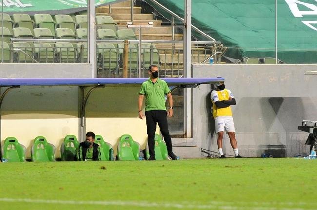 Fotos do jogo entre Amrica e Grmio, no Independncia, em Belo Horizonte, pela 32 rodada da Srie A do Brasileiro