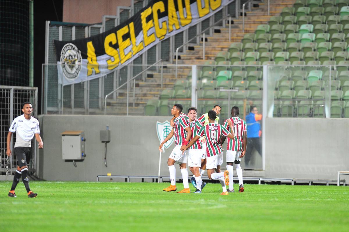 Galinho vence o Fluminense por 3 a 1, de virada, no Independncia, e conquista a Taa BH