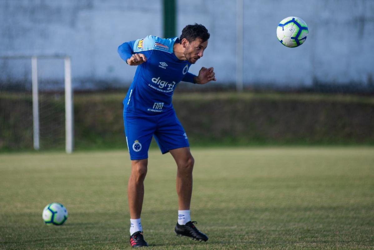 Treino do Cruzeiro no Cear antes de jogo contra o Fortaleza, pelo Brasileiro