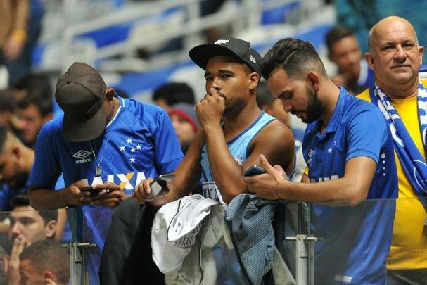 Torcida do Cruzeiro no duelo desta tera, no Mineiro, contra o Racing, pela Libertadores