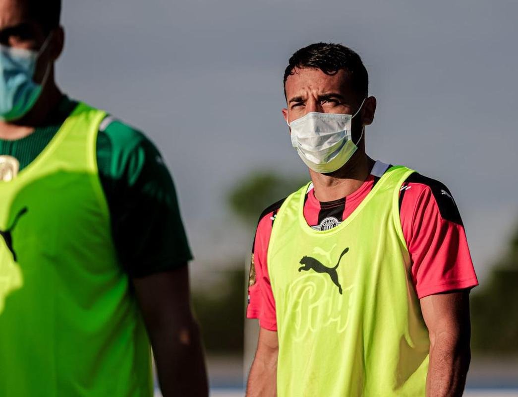 Ramn Martnez: volante paraguaio est emprestado ao Libertad at junho. Contrato com o Galo termina no fim deste ano