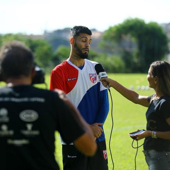 Com jogadores conhecidos da torcida mineira, como o zagueiro Edcarlos o meio-campista Leandro Domingues, o Betim apresentou o elenco nessa segunda-feira (21)