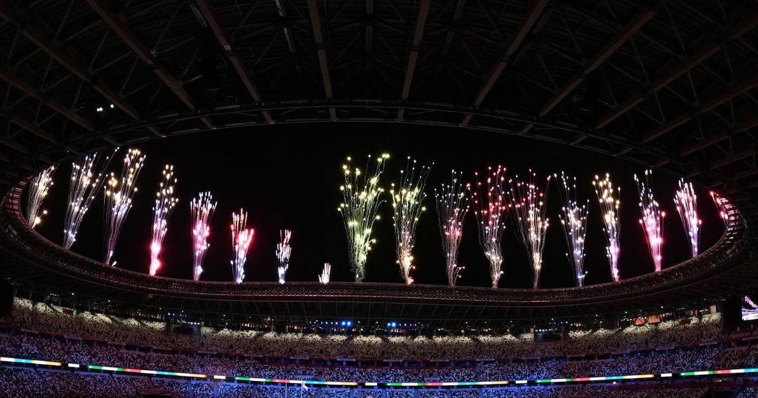 Imagens da cerimnia de abertura dos Jogos Olmpicos de 2020, no Estdio Olmpico de Tquio