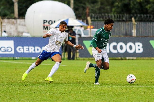 Fotos do jogo entre Caldense e Cruzeiro