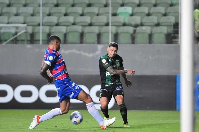 Fotos da vitria do Amrica sobre o Fortaleza, por 2 a 1, no Independncia, pela 29 rodada da Srie A do Campeonato Brasileiro