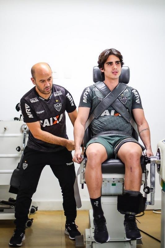 Gustavo Blanco - volante (est em transio para voltar aos gramados)