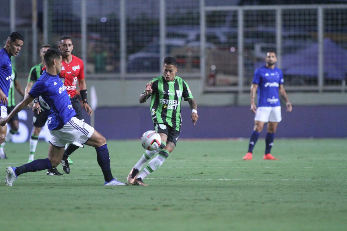 Equipes se enfrentaram no Independncia, em Belo Horizonte, pela volta da semifinal do Campeonato Mineiro