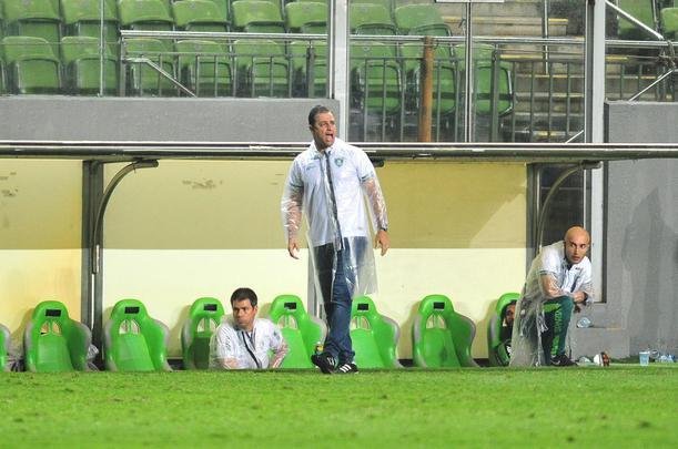 As melhores fotos do triunfo do Amrica sobre o Vitria, no Independncia, pela Srie B