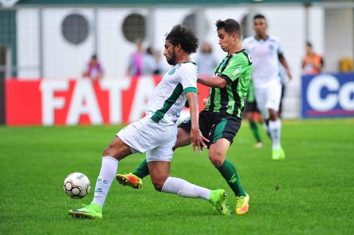 Amrica e Guarani se enfrentaram, no Horto, pela 14 rodada da Srie B do Campeonato Brasileiro