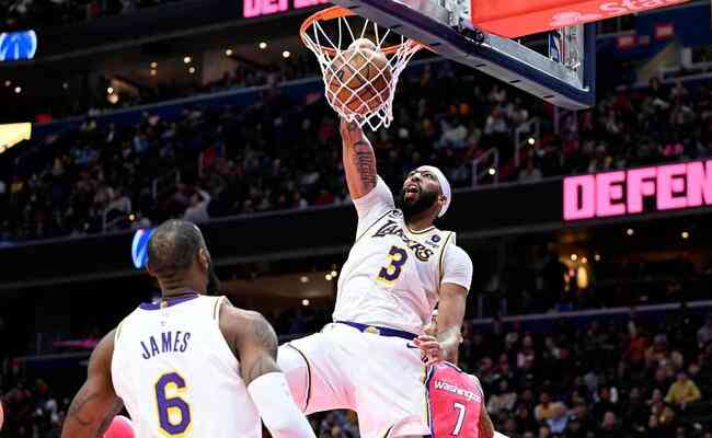 Anthony Davis foi o destaque do Lakers na vitria sobre o Wizards nesse domingo