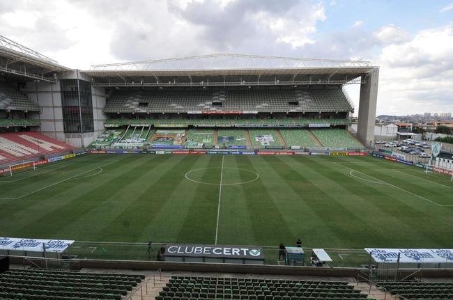 Fotos do jogo de ida da final do Campeonato Mineiro, entre Amrica e Atltico, no Independncia, em Belo Horizonte