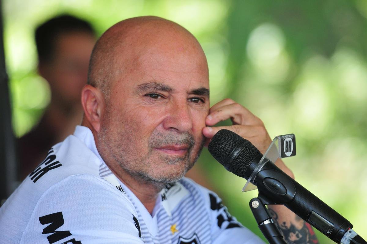 Jorge Sampaoli foi apresentado na tarde desta segunda-feira como novo tcnico do Atltico