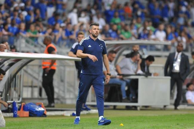 Fotos da partida entre Cruzeiro e Novorizontino, neste domingo (17), no Mineiro, em Belo Horizonte. Jogo  vlido pela 18 rodada da Srie B do Campeonato Brasileiro.