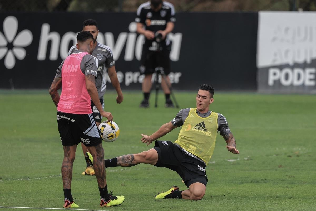 Fotos do treino do Atltico na Cidade do Galo