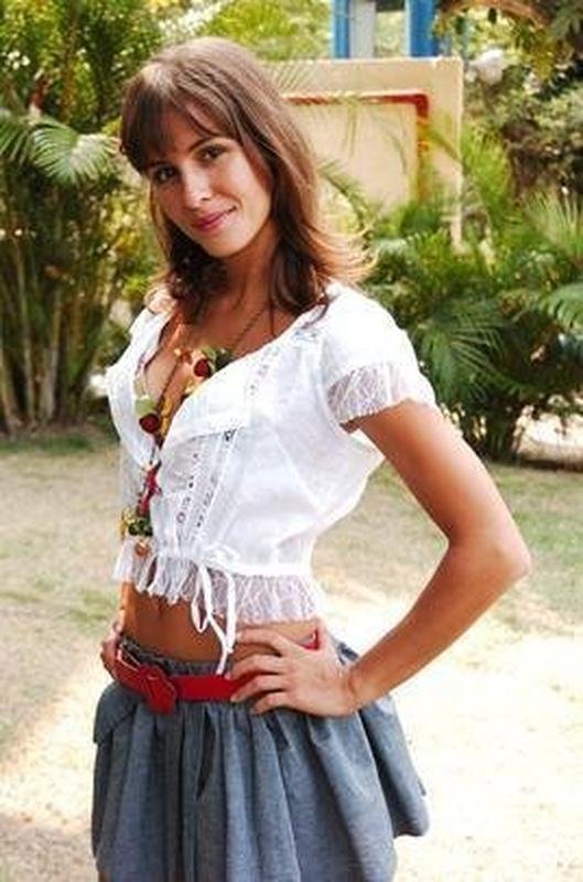 O atacante teve um caso rpido com a atriz global Fernanda Freitas.