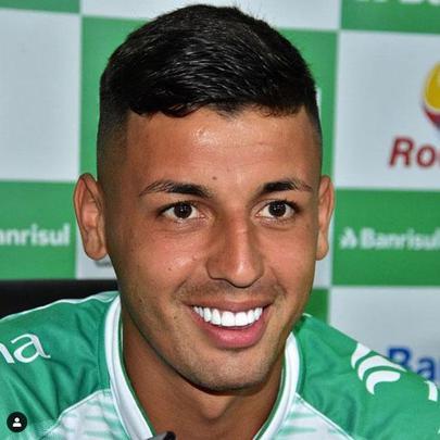 O Juventude anunciou a contratao do volante Marciel, que estava no Vitria