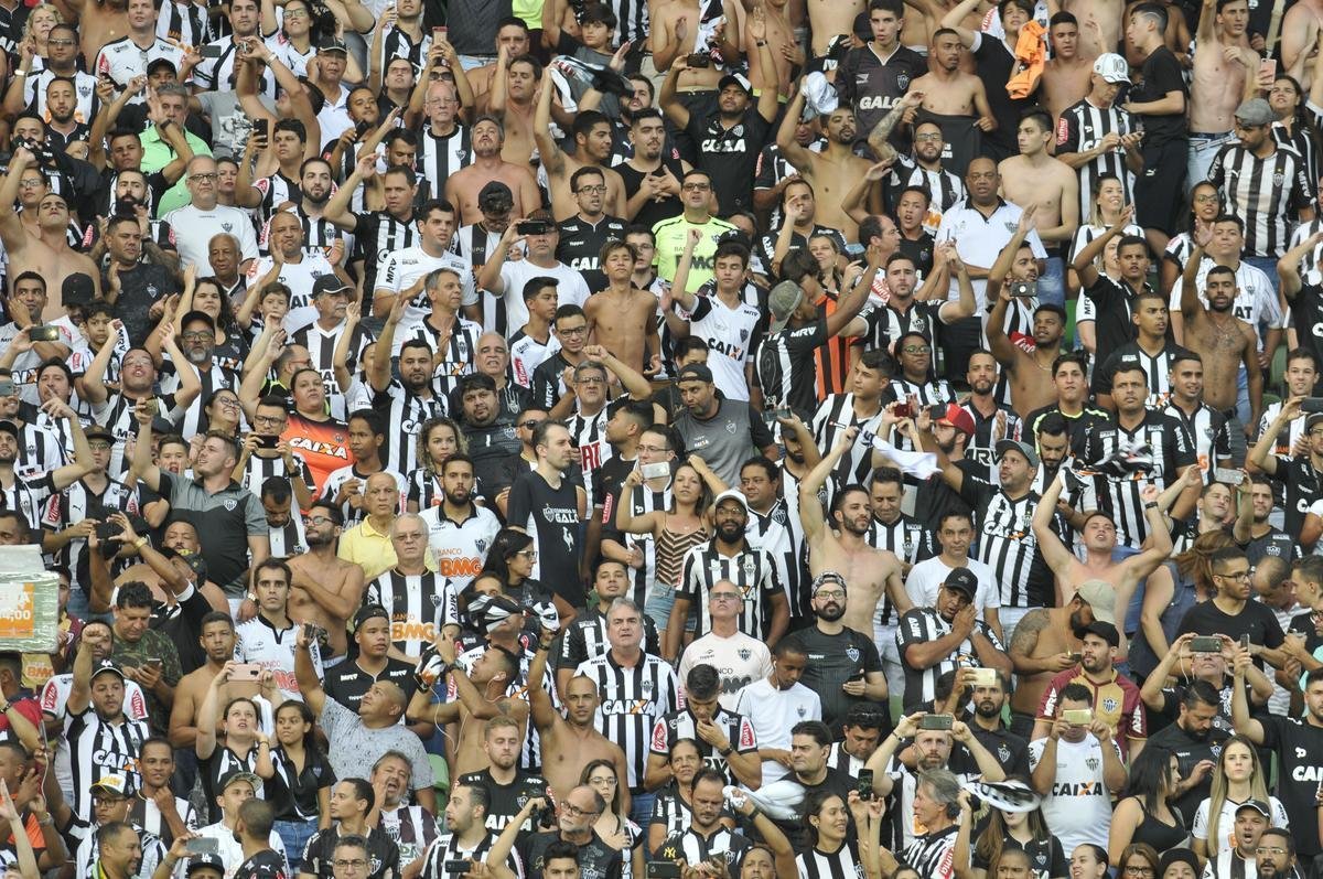 Torcida do Atltico compareceu em bom nmero ao Independncia para apoiar time diante do Danubio, pela Copa Libertadores