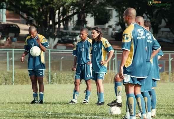 Viveros, Jackson, Sorín e Fábio Júnior na Toca da Raposa I em 2000