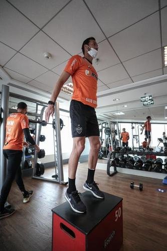 Jogadores do Atlético fizeram uma atividade regenerativa em São Paulo nesta quarta-feira, dia seguinte ao empate por 0 a 0 com o Palmeiras