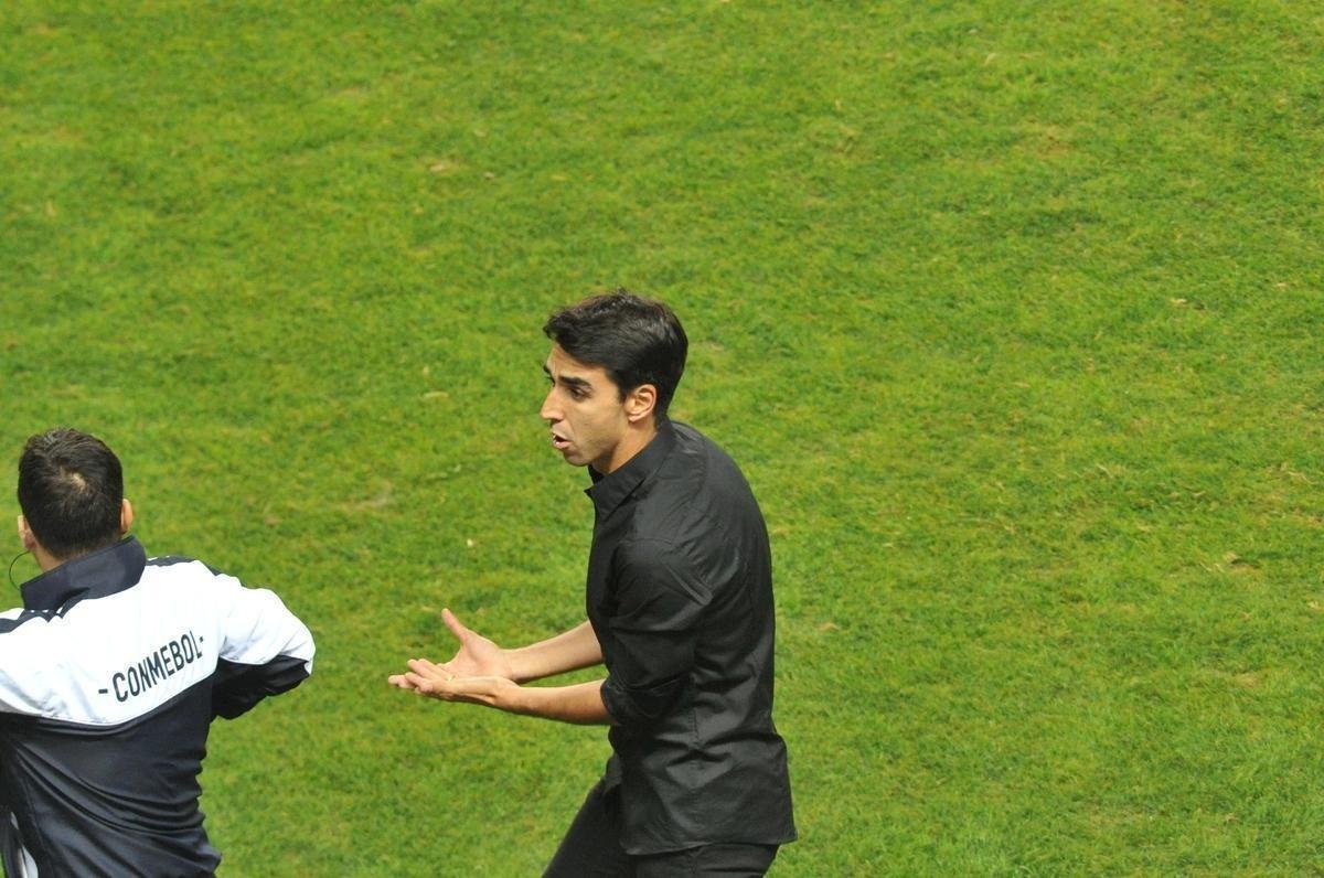 Depois de vitria do Atltico por 1 a 0 no tempo normal, Victor pegou trs pnaltis do Unin La Calera e levou o time alvinegro s oitavas de final da Sul-Americana