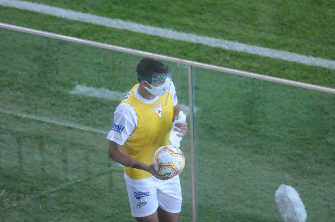 Fotos do clssico entre Amrica e Atltico, no Independncia, em Belo Horizonte, pela 10 rodada do Campeonato Mineiro. Jogo marcou o retorno dos dois rivais ao futebol em plena pandemia do novo coronavrus (Juarez Rodrigues/EM/DAPress)