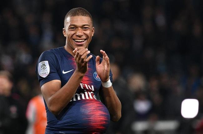 7 PSG: 262 milhes de euros (2018/19)