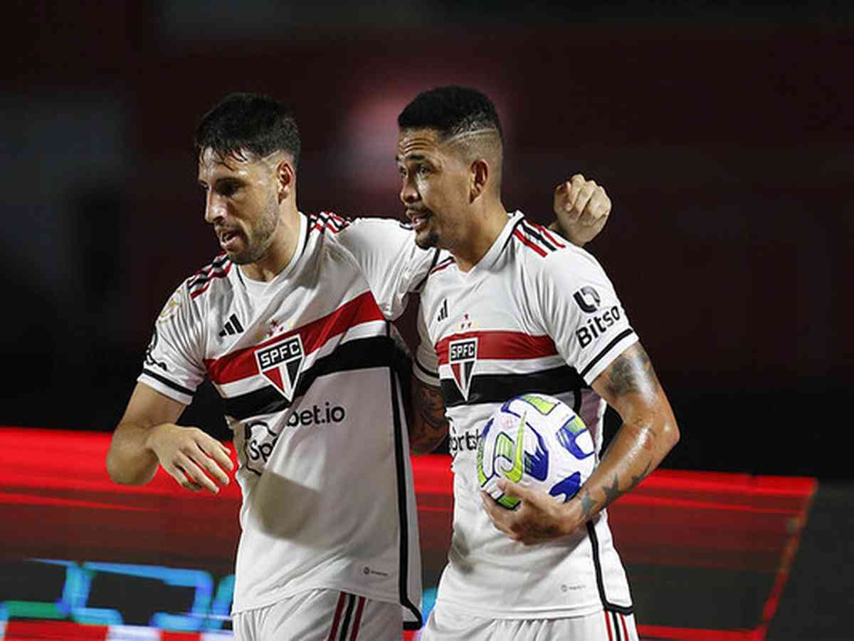 Calleri e Luciano no São Paulo: tão parecidos, tão diferentes